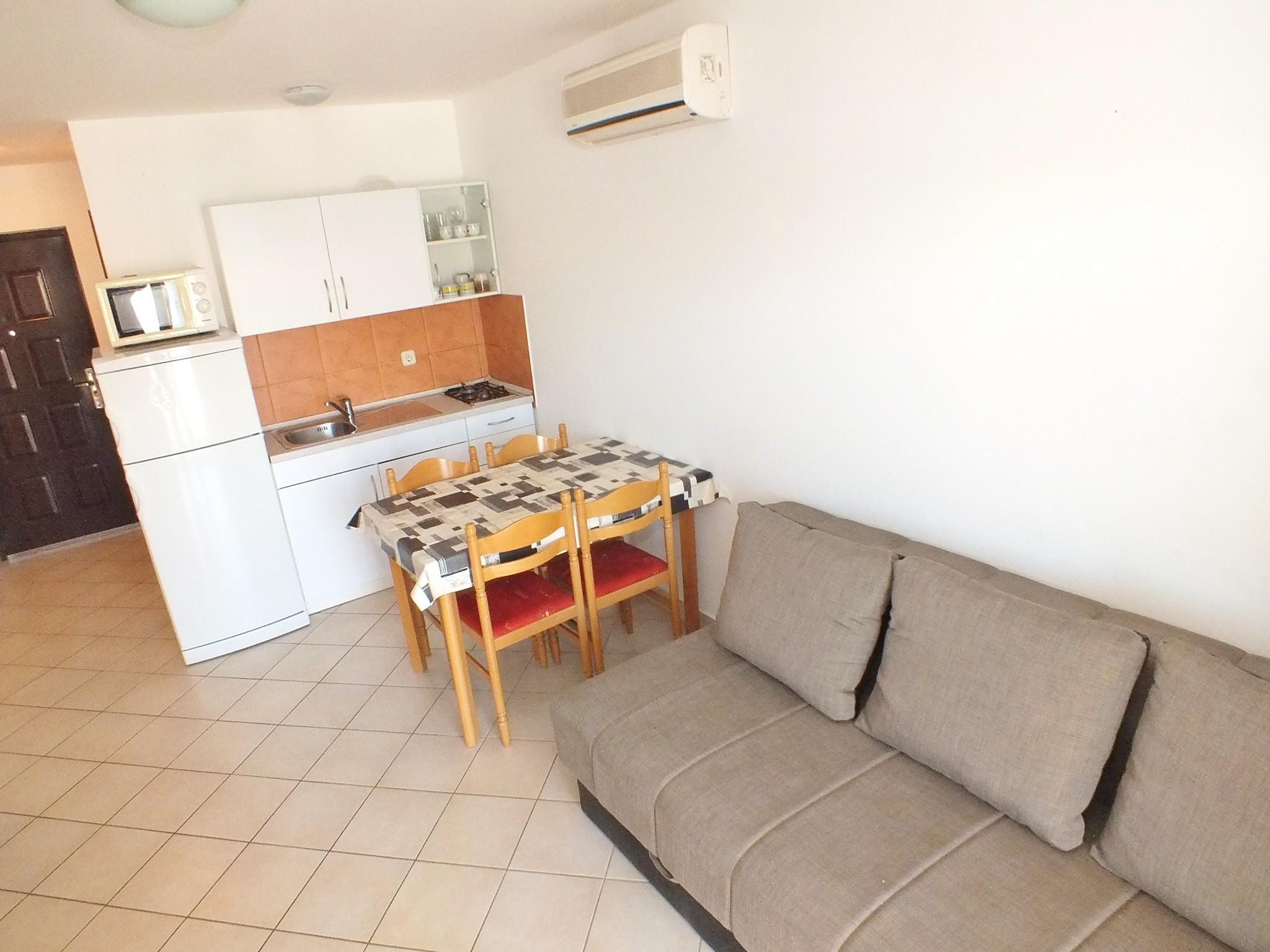Apartments Suhomont パグ エクステリア 写真
